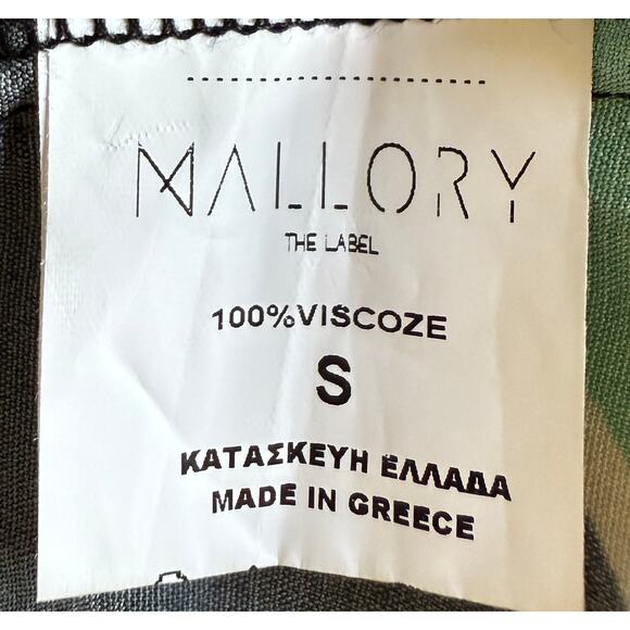 Mallory Size S Dolce Green Crop Pop. Puff sleeves elastic shirred back tie neck - Picture 5 of 6